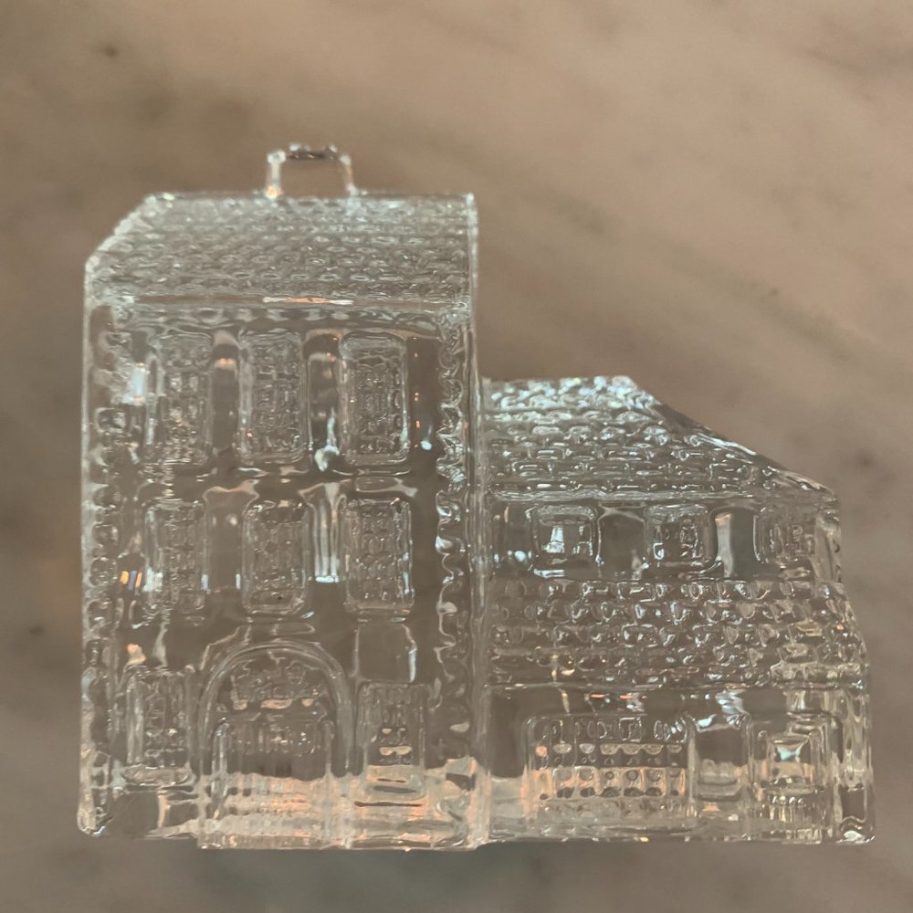 Waterford Crystal Lismore Village Hotel